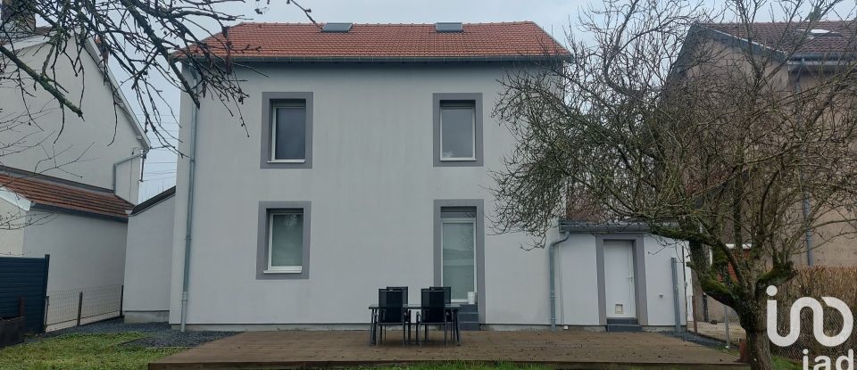 Maison 6 pièces de 170 m² à Trieux (54750)