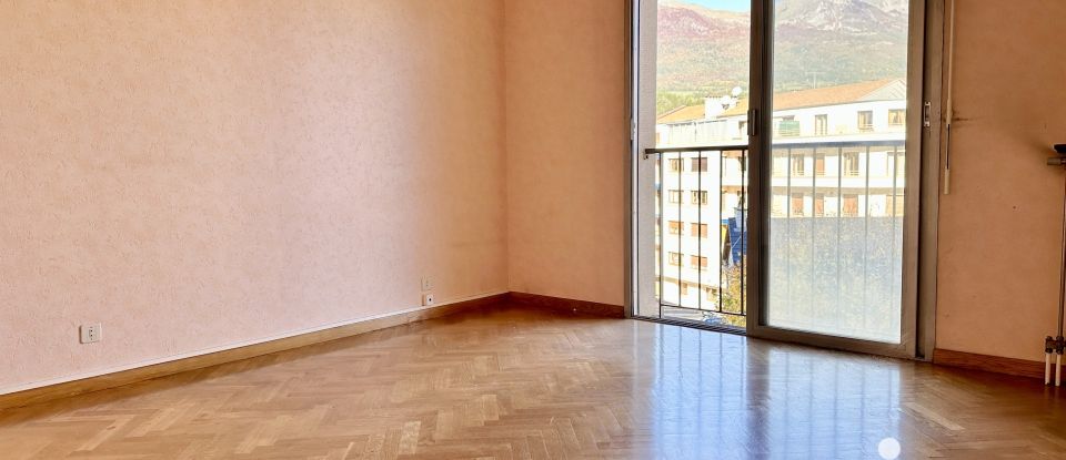 Appartement 4 pièces de 94 m² à Gap (05000)