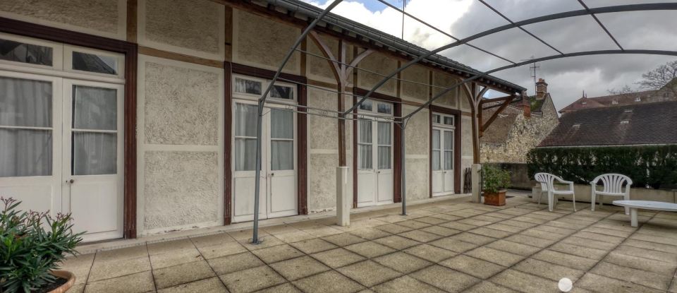 Maison 10 pièces de 317 m² à Compiègne (60200)