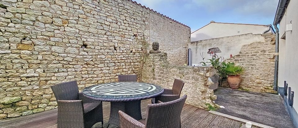 House 3 rooms of 126 m² in Saint-Pierre-d'Oléron (17310)