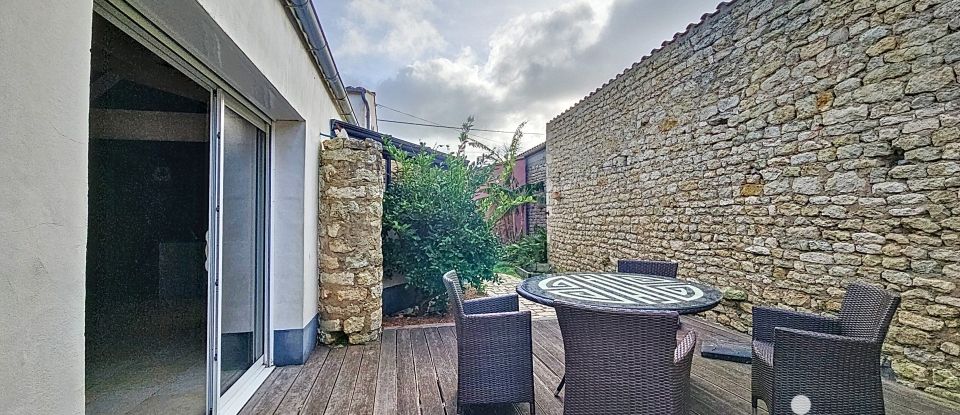 House 3 rooms of 126 m² in Saint-Pierre-d'Oléron (17310)