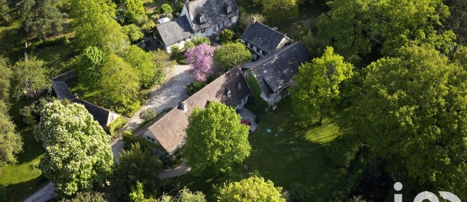 Domaine 16 pièces de 470 m² à Tours (37000)