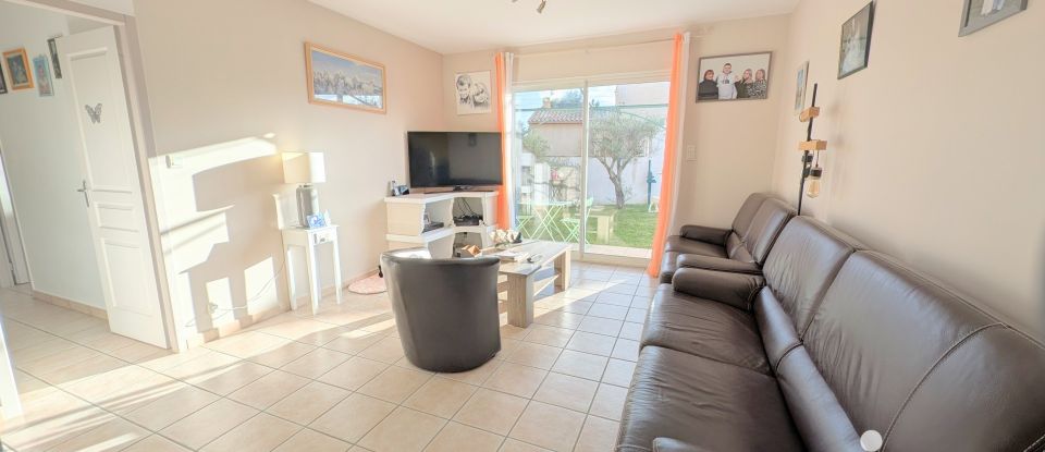 House 4 rooms of 89 m² in Camaret-sur-Aigues (84850)