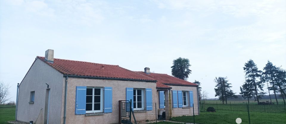 Maison de campagne 5 pièces de 116 m² à Corme-Royal (17600)