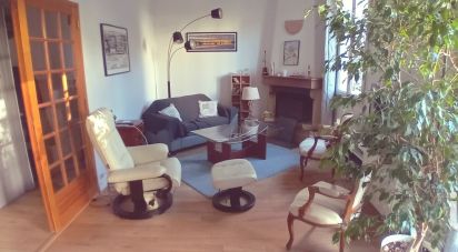 House 6 rooms of 135 m² in Colombes (92700)