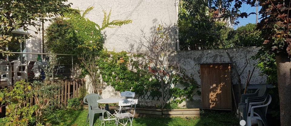 House 6 rooms of 135 m² in Colombes (92700)