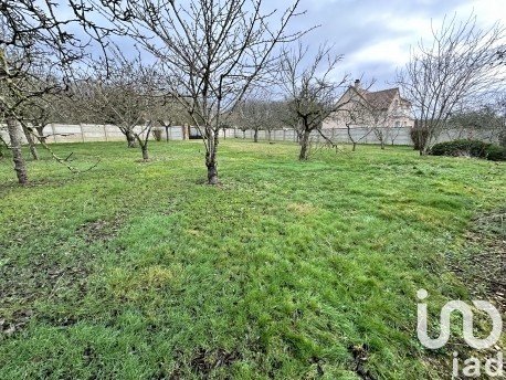 Terrain de 971 m² à Fontaine-la-Guyon (28190)