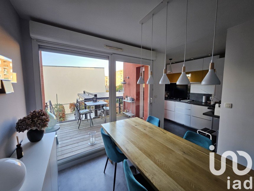 Maison 4 pièces de 90 m² à Lille (59000)