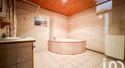 Maison de village 6 pièces de 214 m² à Labastide-d'Anjou (11320)