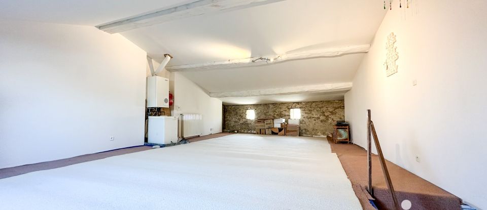 Maison de village 6 pièces de 214 m² à Labastide-d'Anjou (11320)