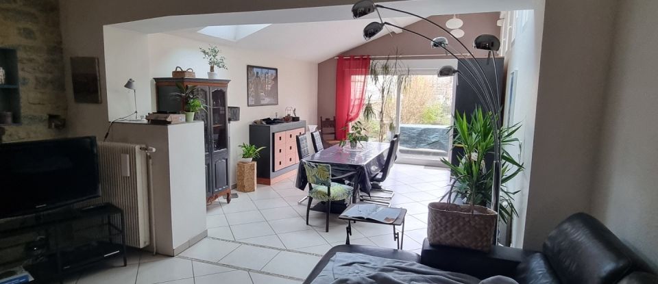 Maison 6 pièces de 170 m² à Pettoncourt (57170)