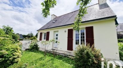 Traditional house 4 rooms of 90 m² in Saint-Hernin (29270)