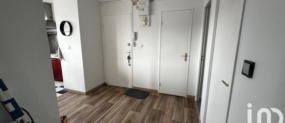 Appartement 3 pièces de 84 m² à Châtellerault (86100)