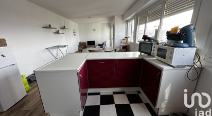 Apartment 5 rooms of 84 m² in Châtellerault (86100)