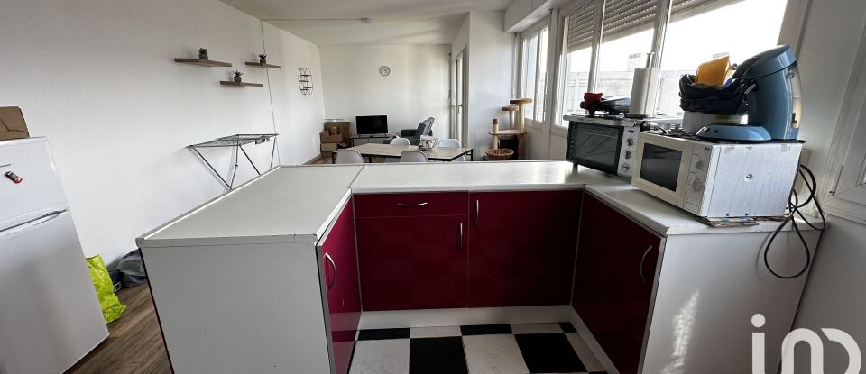 Appartement 3 pièces de 84 m² à Châtellerault (86100)