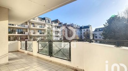 Apartment 3 rooms of 70 m² in La Garenne-Colombes (92250)