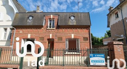 Traditional house 5 rooms of 130 m² in Chauny (02300)