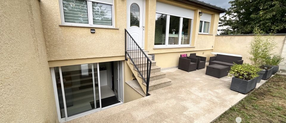 Maison 4 pièces de 90 m² à Saint-Germain-lès-Arpajon (91180)