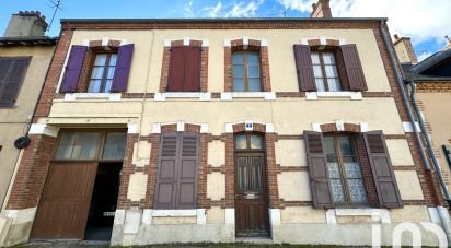 Maison 7 pièces de 135 m² à Aubigny-sur-Nère (18700)