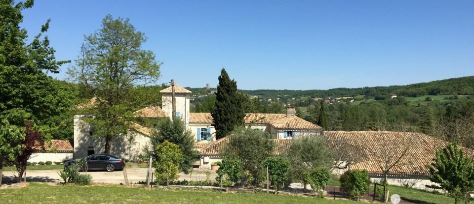 Mansion 14 rooms of 394 m² in MONTCUQ (46800)