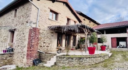 House 8 rooms of 200 m² in Saint-Chamond (42400)