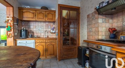 Traditional house 5 rooms of 85 m² in Grigny (91350)