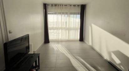 Apartment 3 rooms of 57 m² in Grigny (91350)