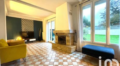 Traditional house 6 rooms of 101 m² in Brunoy (91800)