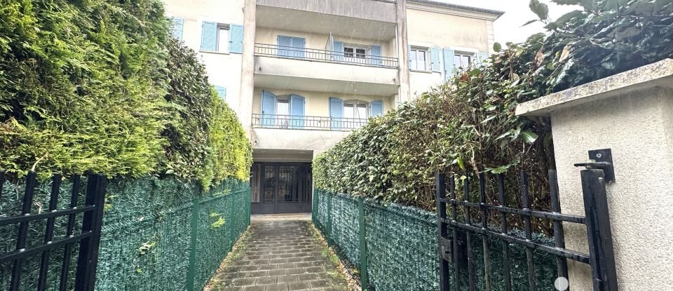 Duplex 3 rooms of 65 m² in Bussy-Saint-Georges (77600)