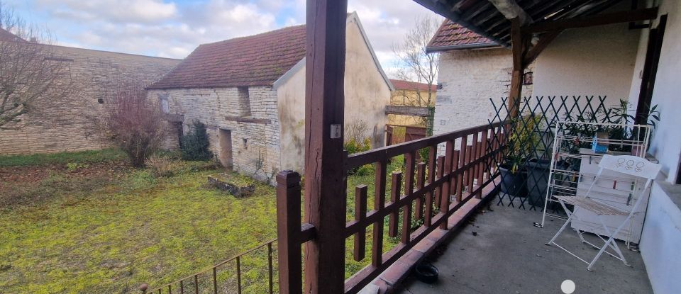 Maison de village 3 pièces de 55 m² à Villiers-les-Hauts (89160)