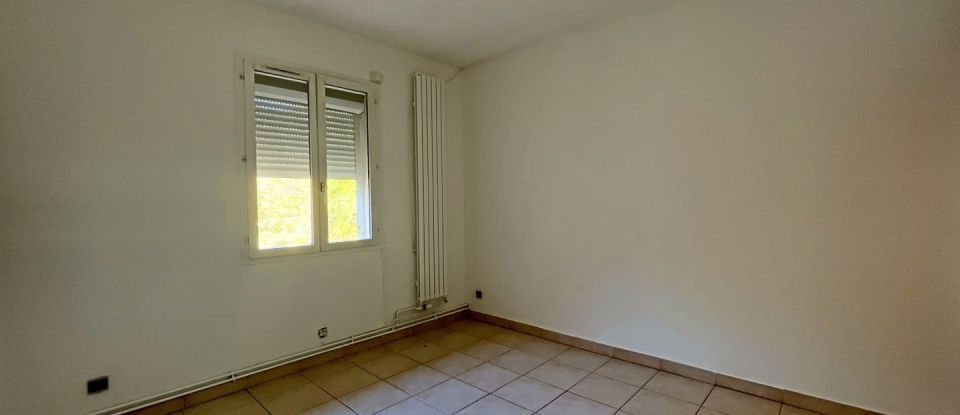 Maison 4 pièces de 138 m² à Villeneuve (04180)