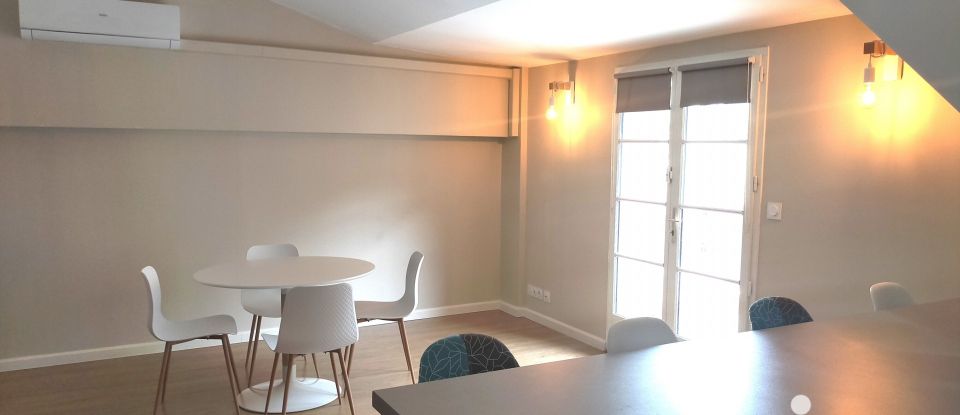 Apartment 3 rooms of 66 m² in Lambesc (13410)