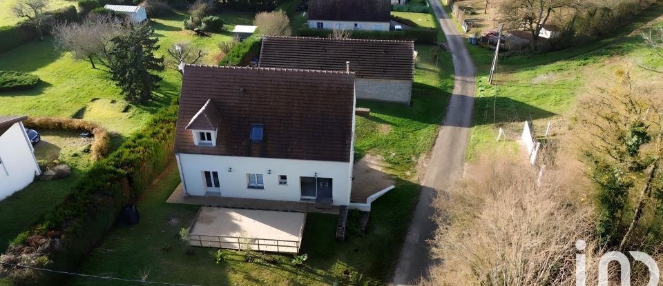 Maison 6 pièces de 157 m² à Dixmont (89500)