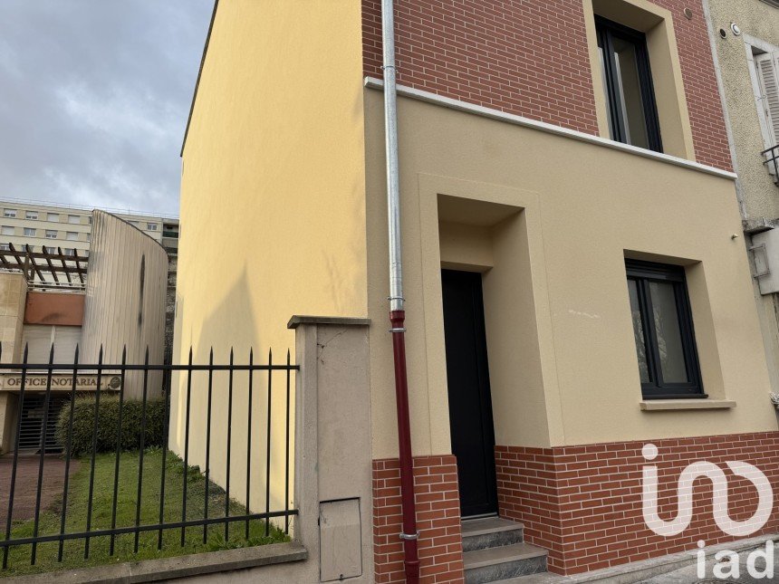 Duplex 2 rooms of 25 m² in Bagneux (92220)