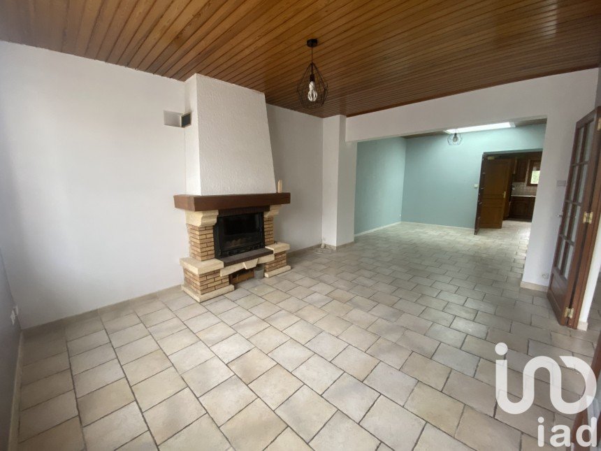 Maison 4 pièces de 109 m² à Beuvry (62660)