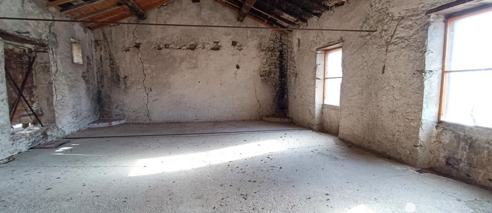 Barn conversion 2 rooms of 110 m² in Pont-de-Barret (26160)