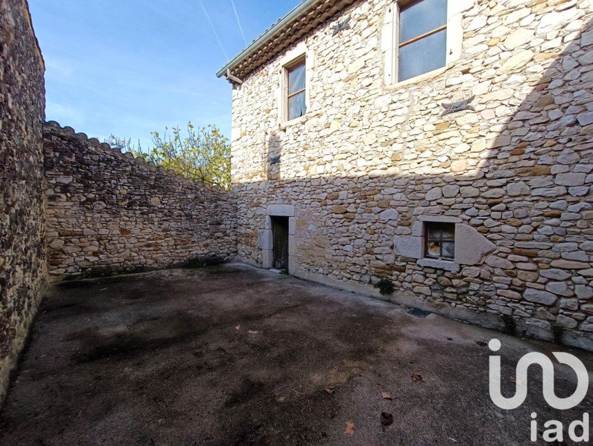 Barn conversion 2 rooms of 110 m² in Pont-de-Barret (26160)