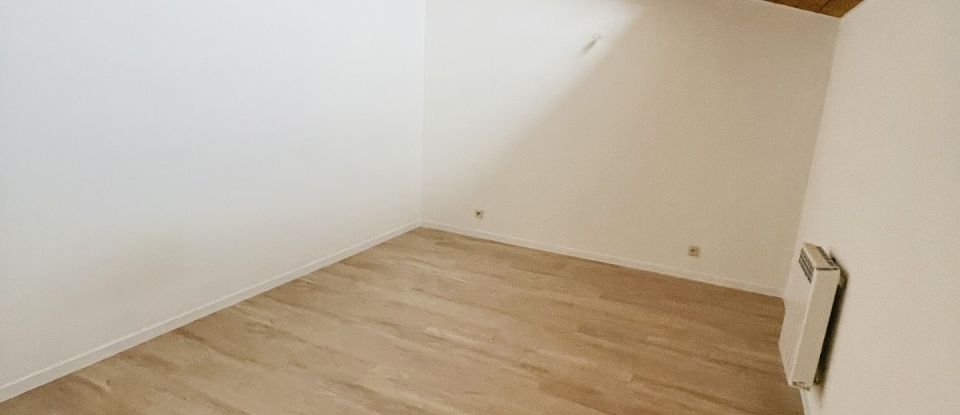 Apartment 2 rooms of 43 m² in Rochefort (17300)