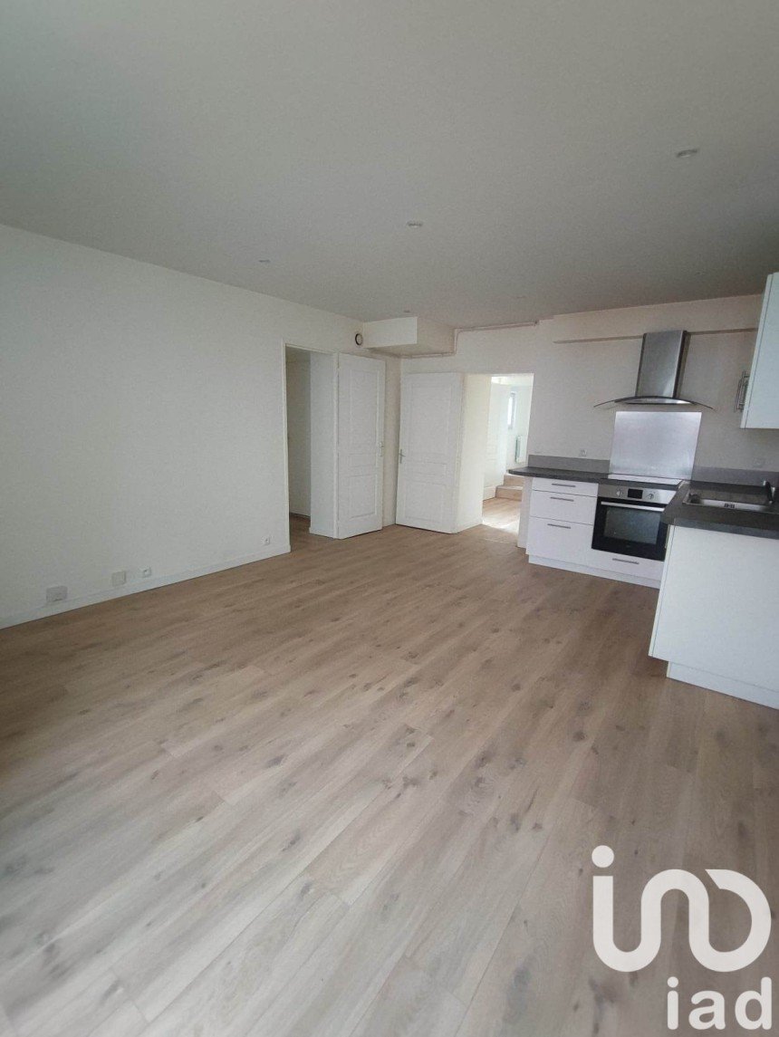 Appartement 2 pièces de 45 m² à Massy (91300)