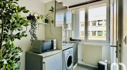 Studio 1 room of 11 m² in Paris (75018)