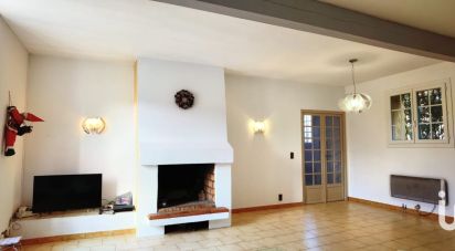 Traditional house 5 rooms of 181 m² in Caveirac (30820)