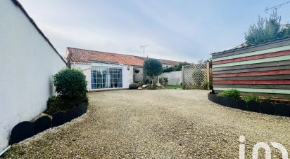 Village house 5 rooms of 109 m² in Aigrefeuille-d'Aunis (17290)