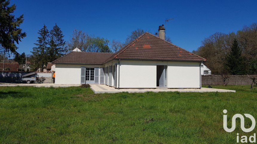 Pavillon 4 pièces de 116 m² à Brinon-sur-Sauldre (18410)