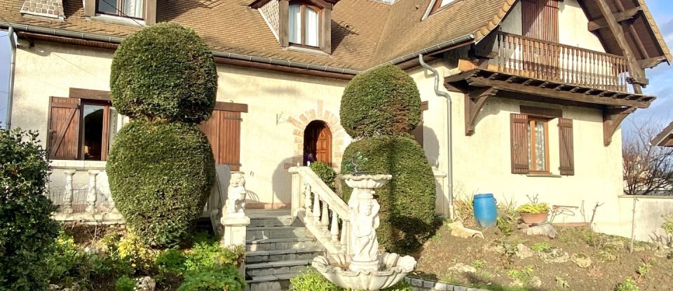 Maison traditionnelle 6 pièces de 145 m² à Tremblay-en-France (93290)