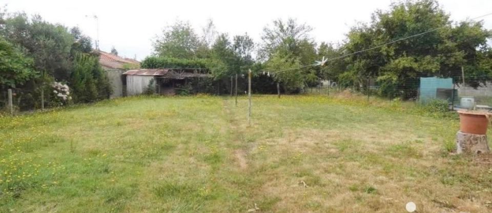 House 4 rooms of 90 m² in Bergerac (24100)