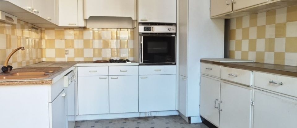 Appartement 4 pièces de 96 m² à Nîmes (30000)