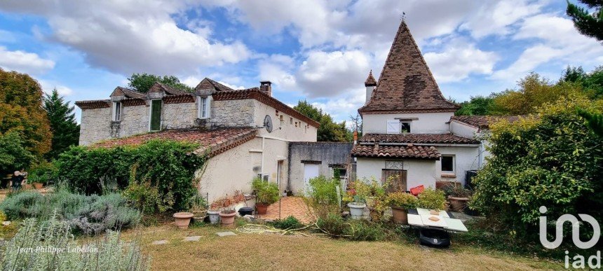 Demeure 11 pièces de 280 m² à Saint-Urcisse (47270)