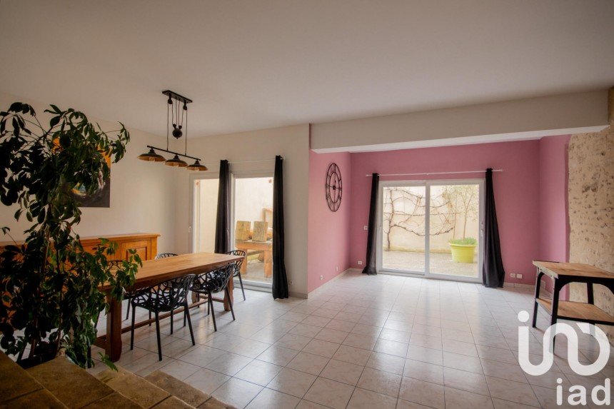 Maison 7 pièces de 145 m² à Magny-en-Vexin (95420)