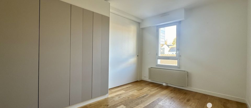 Appartement 3 pièces de 81 m² à Sèvres (92310)