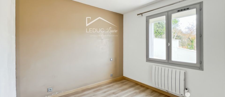 Maison 4 pièces de 92 m² à Goudargues (30630)